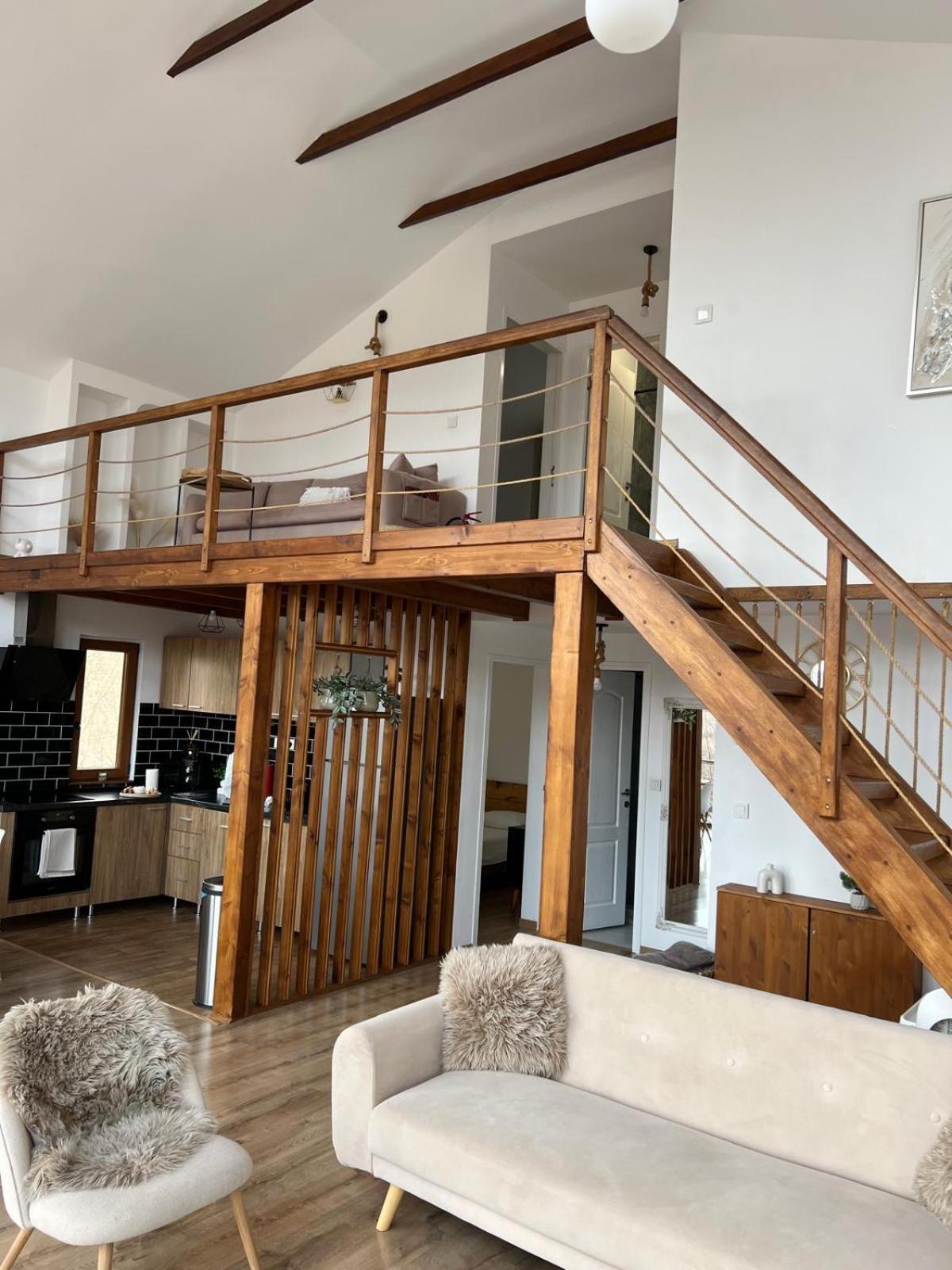 Le Chalet M - Cabana Cu O Panorama De Poveste. Surdesti  Eksteriør bilde
